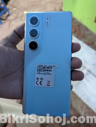 Tecno Camon 40. 8/256 GB